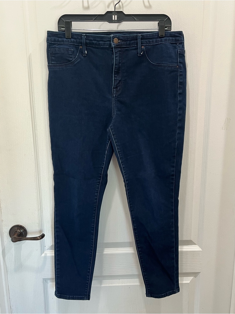 Mossimo Women’s Dark Blue Stretch Skinny Jeans Jegging 14 32 reg